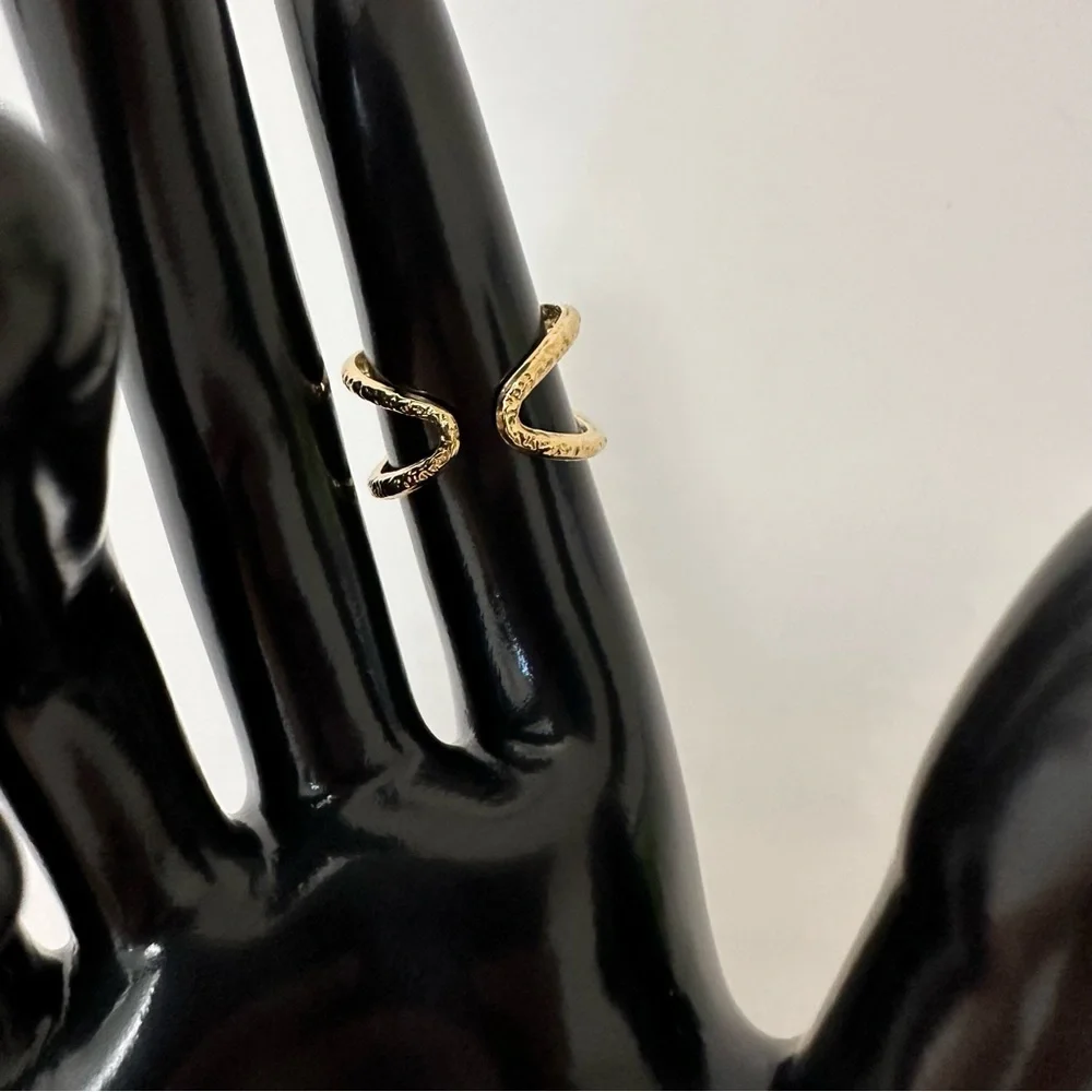 Gold Starfish Ring